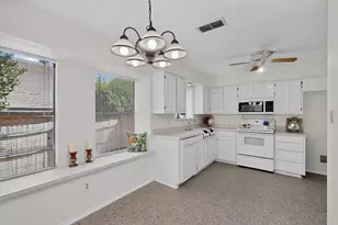 5932 Wind Drift Trail, Arlington, TX 76017 - Photo 7