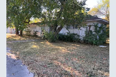 107 W Elm, Alvarado, TX 76009 - Photo 1