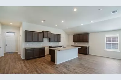 9201 Forbes Mill, Fort Worth, TX 76179 - Photo 3