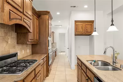726 Sleepy Creek Drive, Frisco, TX 75036 - Photo 9