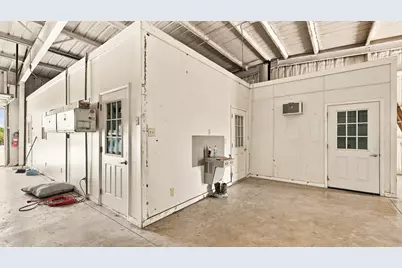 11918 Riek Road, Krum, TX 76249 - Photo 31