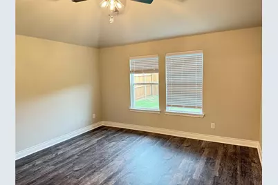 1305 Brad Kellar Drive, Greenville, TX 75402 - Photo 9