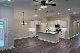 1305 Brad Kellar Dr, Greenville, TX 75402 - Photo 7