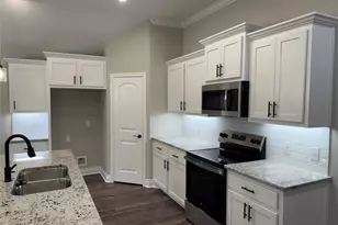 1305 Brad Kellar Dr, Greenville, TX 75402 - Photo 5