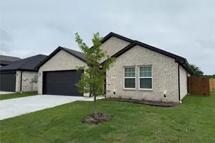 1305 Brad Kellar Dr, Greenville, TX 75402 - Photo 3