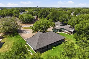630 E Bridge St, Granbury, TX 76048 - Photo 35