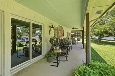 630 E Bridge Street, Granbury, TX 76048 - Photo 23
