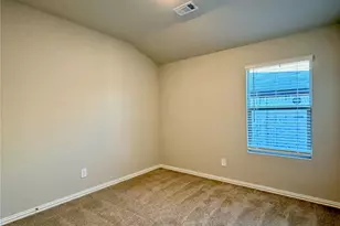 2209 Dunbar Dr, Sherman, TX 75092 - Photo 3
