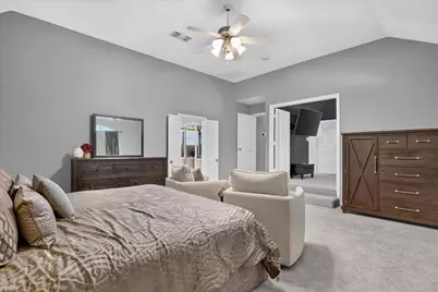 901 Brittany Drive, Lewisville, TX 75067 - Photo 23