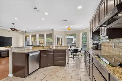 901 Brittany Drive, Lewisville, TX 75067 - Photo 9
