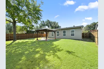 2033 Lymington Road, Carrollton, TX 75007 - Photo 31