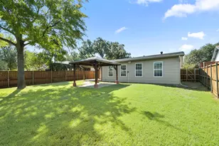 2033 Lymington Rd, Carrollton, TX 75007 - Photo 31