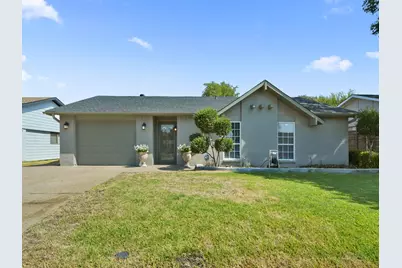 2033 Lymington Road, Carrollton, TX 75007 - Photo 3