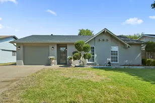 2033 Lymington Rd, Carrollton, TX 75007 - Photo 3