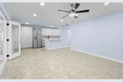 2033 Lymington Road, Carrollton, TX 75007 - Photo 11
