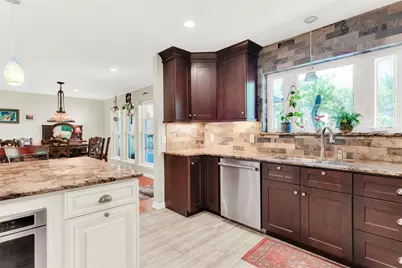 319 E Spring Valley Road, Richardson, TX 75081 - Photo 3