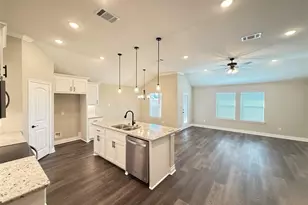 1215 Brad Kellar Dr, Greenville, TX 75402 - Photo 5