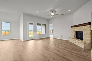1506 Golden Mdw Dr, Van Alstyne, TX 75495 - Photo 9