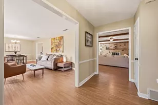 6248 Winifred Dr, Fort Worth, TX 76133 - Photo 9