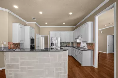 3122 Oakview Drive, Hurst, TX 76054 - Photo 9