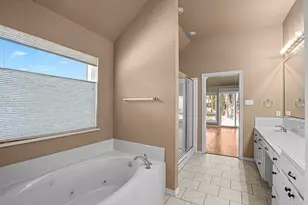 3122 Oakview Dr, Hurst, TX 76054 - Photo 19
