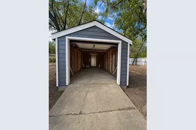 2801 Burchill Road S, Fort Worth, TX 76105 - Photo 11