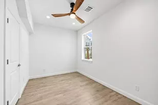 1221 W 16th St, Houston, TX 77008 - Photo 25