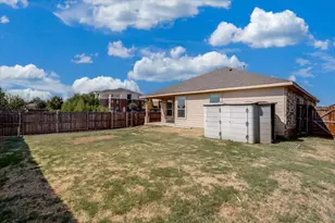 145 Hidden Creek Ct, Saginaw, TX 76131 - Photo 25
