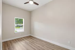 3425 Logan St, Greenville, TX 75401 - Photo 11