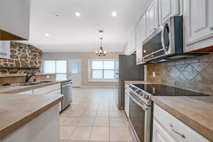 505 Cove Dr, Shady Shores, TX 76208 - Photo 17