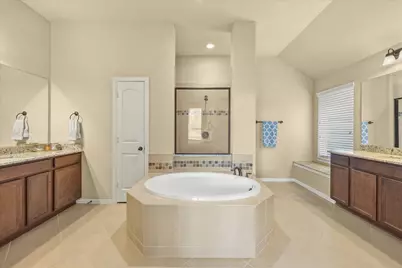 6525 Day Farm Court, Rowlett, TX 75089 - Photo 9
