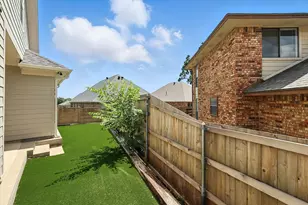 212 Wayside Ct, Bedford, TX 76021 - Photo 19