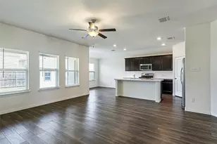 910 Torrey Ave, Princeton, TX 75407 - Photo 9