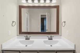 911 Royal Ct, Mansfield, TX 76063 - Photo 25