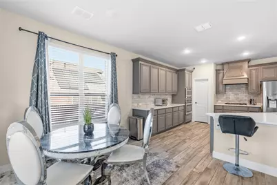911 Royal Court, Mansfield, TX 76063 - Photo 9