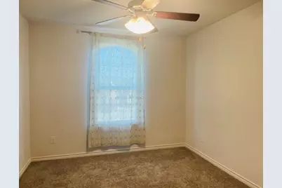 10001 Eagle Pass Place, McKinney, TX 75071 - Photo 11