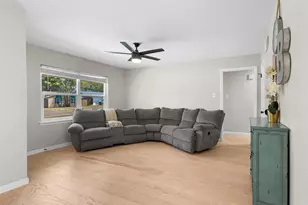 634 Midvale Dr, Dallas, TX 75232 - Photo 3