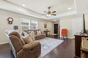 8915 Twin Pines Ln, Frisco, TX 75036 - Photo 11