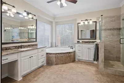 405 Royal Colonnade, Arlington, TX 76011 - Photo 17