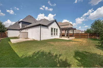 900 Southern Hills Way, Aubrey, TX 76227 - Photo 31