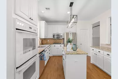 2710 Parkside Lane, McKinney, TX 75072 - Photo 17