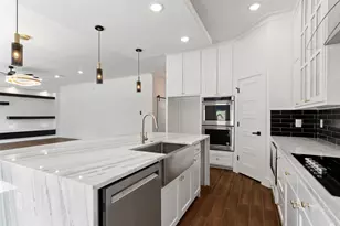9053 Quarry Hill Ct, Fort Worth, TX 76179 - Photo 9