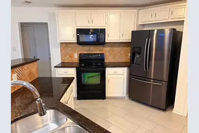 2206 Old Mill Road, Carrollton, TX 75007 - Photo 15
