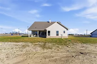 1030 Co Rd 200, Valley View, TX 76272 - Photo 5