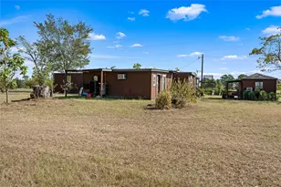 283 Fcr 301, Oakwood, TX 75855 - Photo 15