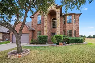 10041 Red Bluff Ln, Fort Worth, TX 76177 - Photo 3