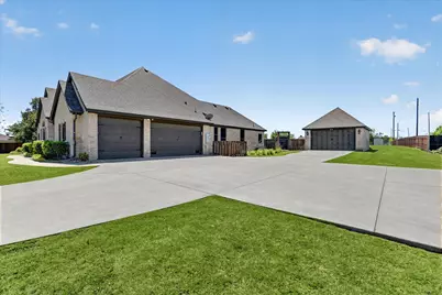 2000 Adams Lane S, Azle, TX 76020 - Photo 31