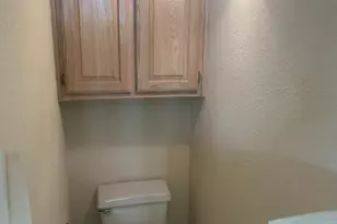 19083 White Bluff Dr, Whitney, TX 76692 - Photo 9