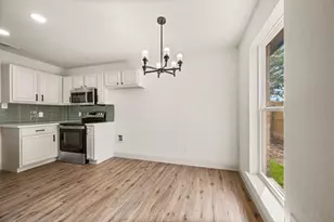 1804 Canyon Ridge St, Fort Worth, TX 76131 - Photo 9