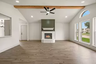 1804 Canyon Ridge St, Fort Worth, TX 76131 - Photo 5